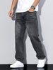 Enfargede, afslappede herrejeans