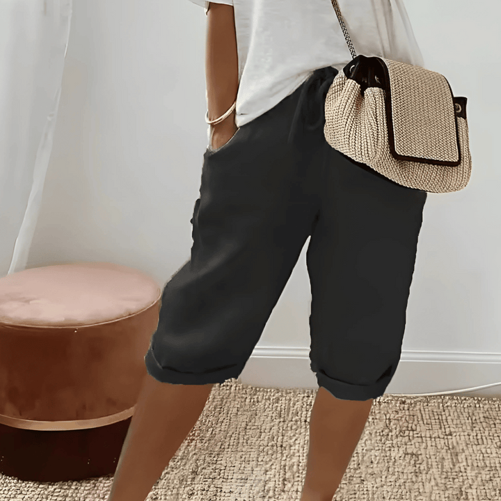 Knälånga haremshorts i mjukt tyg och lätt sommarväv för kvinnor