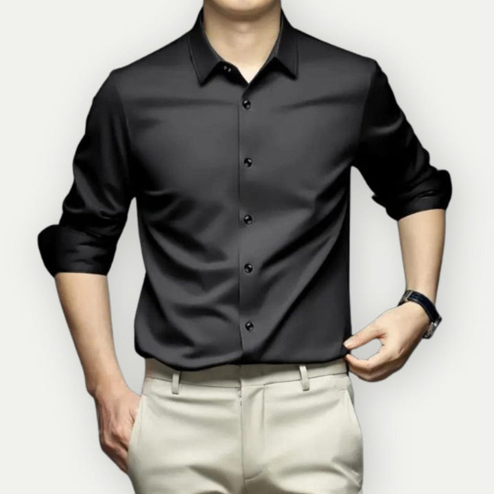 Stryge- og krølfri herreskjorte i moderne slim fit