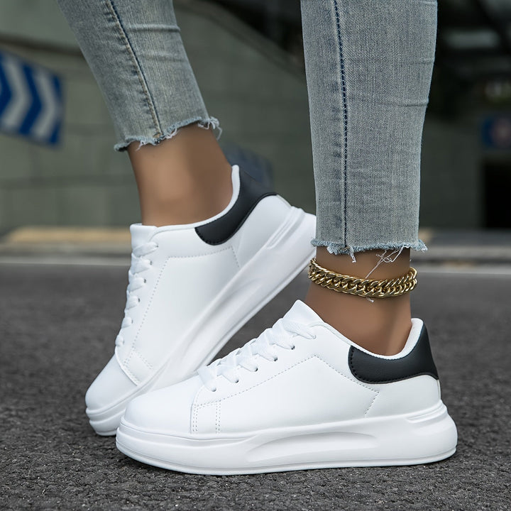 Ortopediska vita lädersneakers för kvinnor