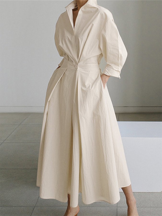 Elegant maxiklänning med sofistikerad drapering