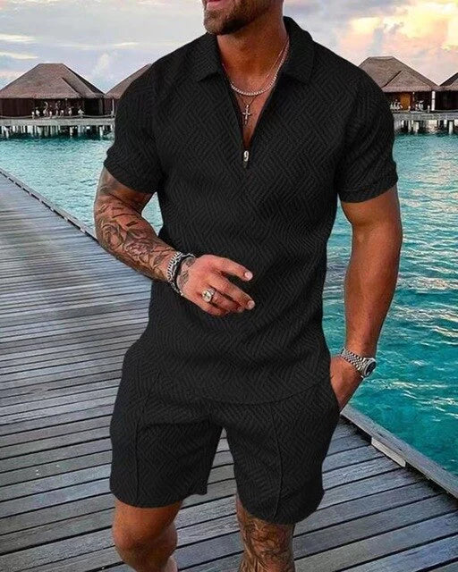 Sommersæt med pikétrøje og shorts til mænd