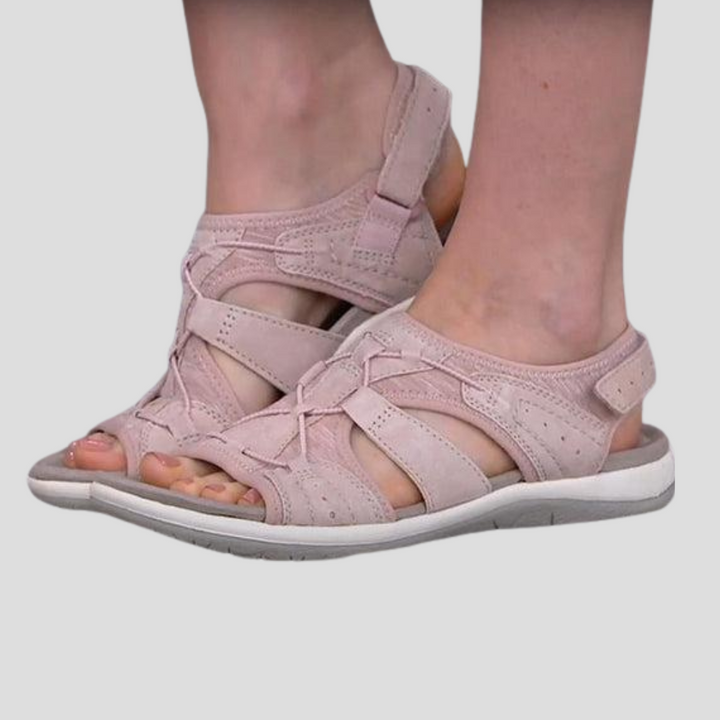 Kvinners sandaler med stropper
