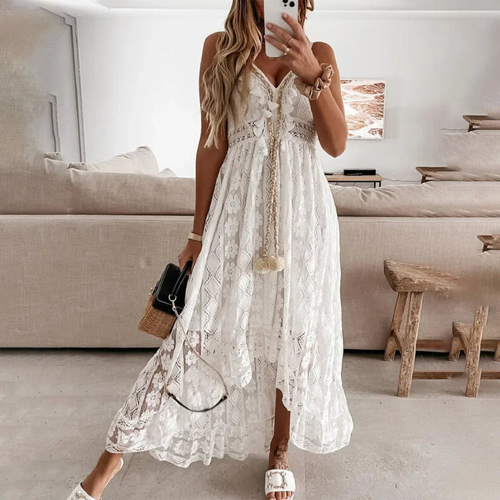 Boho spetsklänning med tofsar