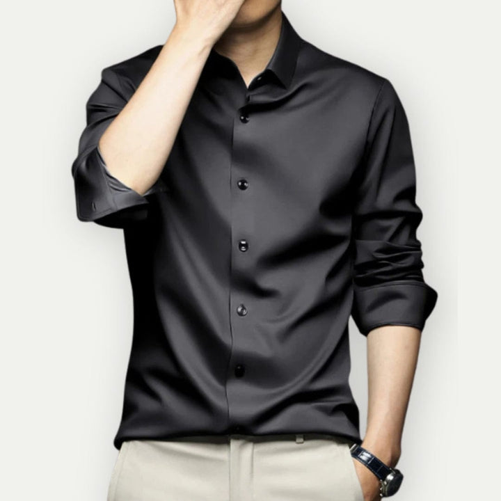Stryge- og krølfri herreskjorte i moderne slim fit
