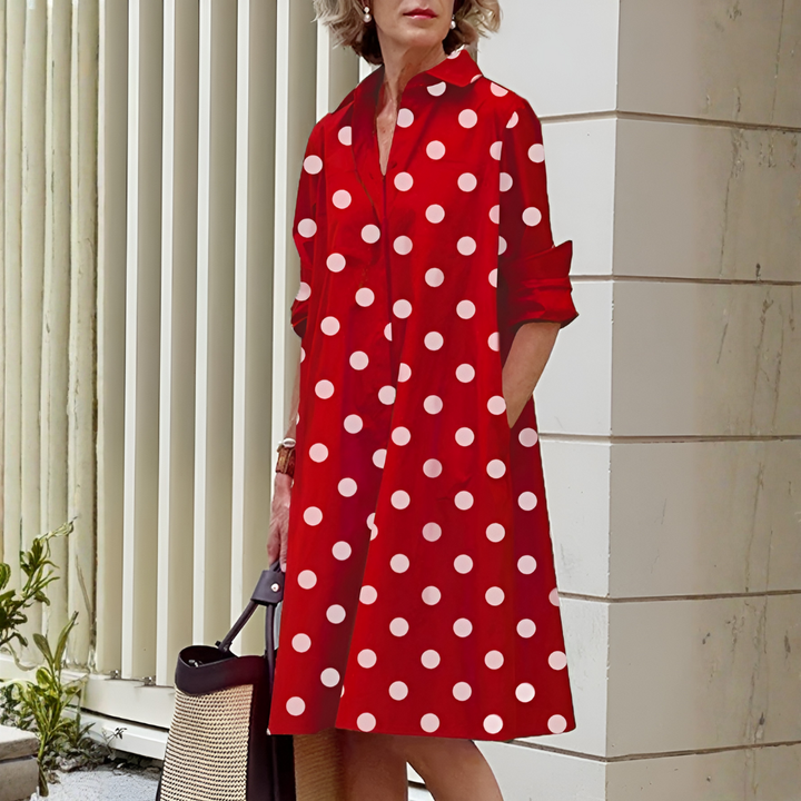 Snygg pikéklänning för kvinnor