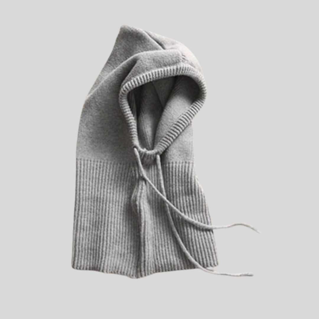 Neulottu talvikauluri hupulla