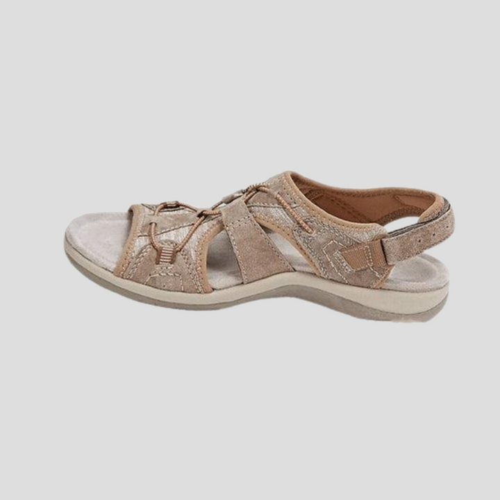 Kvinners sandaler med stropper