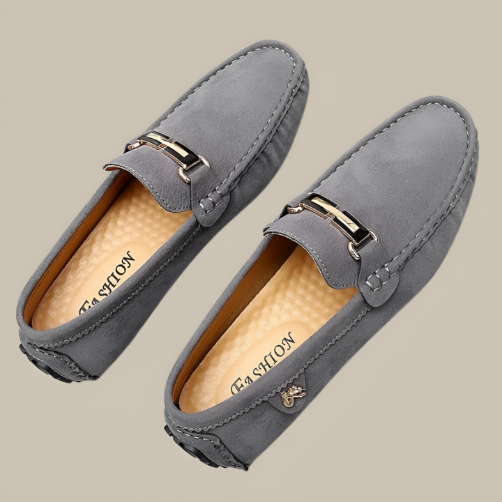 Herrmockasiner i mocka med slip-on-funktion