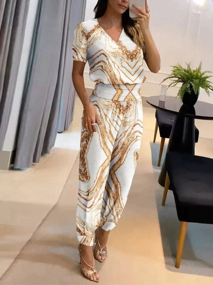 Elegant todelt sæt til kvinder med moderne stil