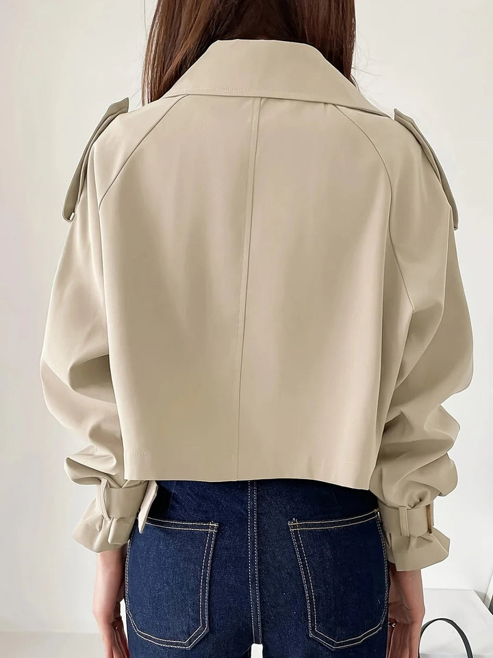 Afslappet kort trenchcoat