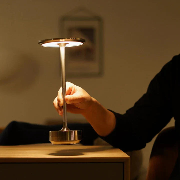 Trådlös dimbar LED-bordslampa