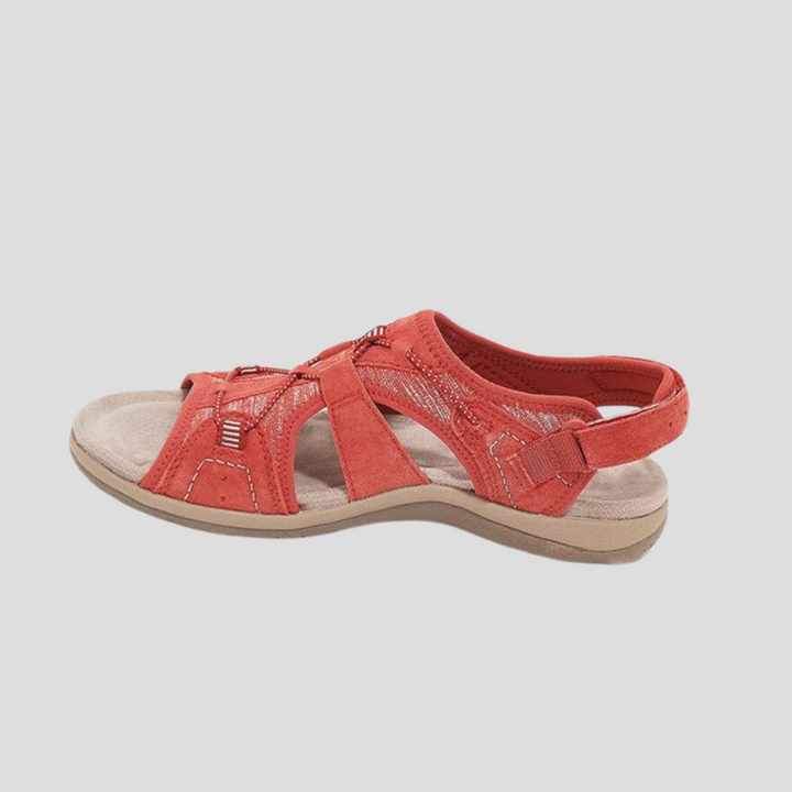 Kvinners sandaler med stropper