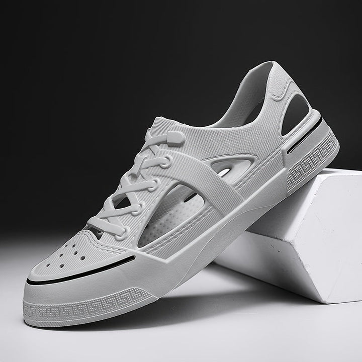 Letvægts vandsko i sneakersstil til aktive eventyr