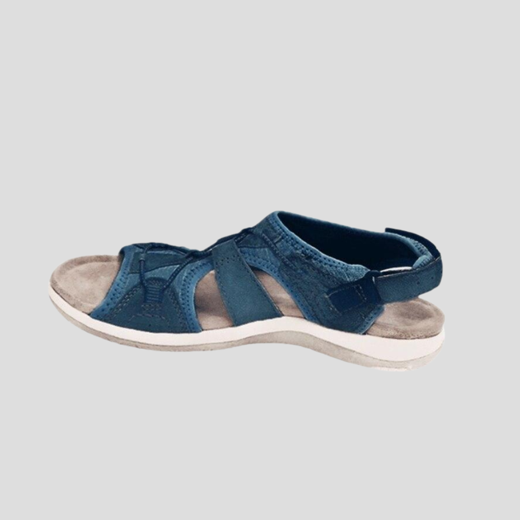 Kvinners sandaler med stropper