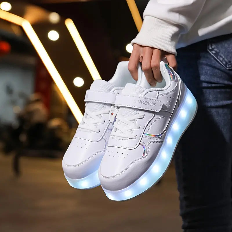 GlowSkate – Lysende strikkede struktursko til aktive børn