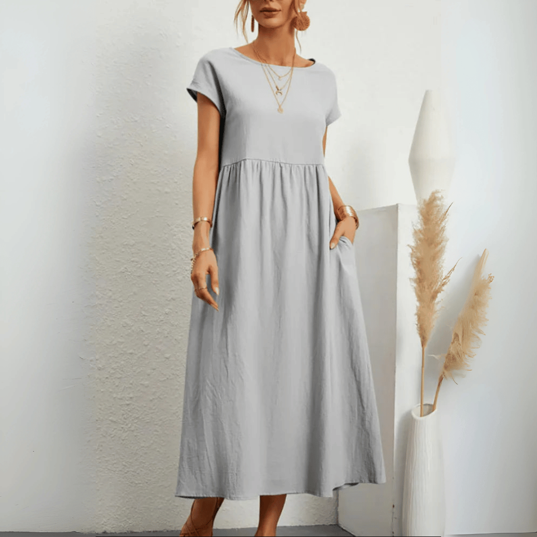 Damklänning i vintage-mjukt tyg och lätt sommarväv, maxi