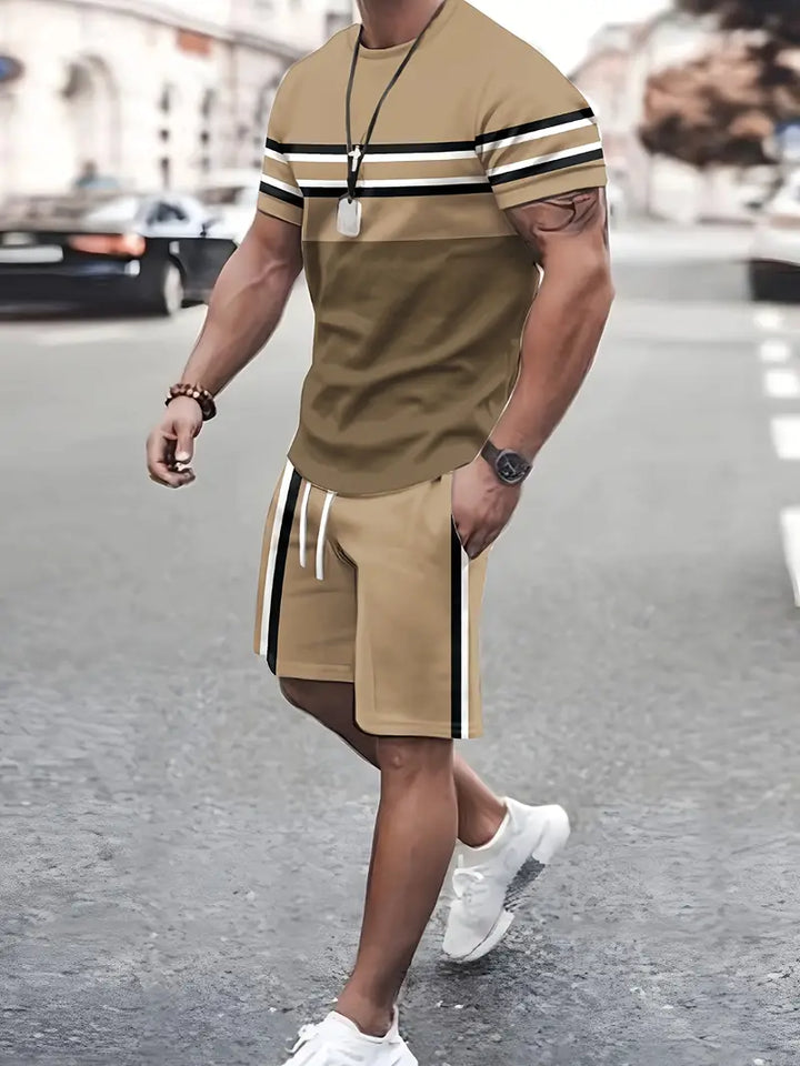 Casual T-shirt med rund halsringning och korta ärmar och shorts i ett set