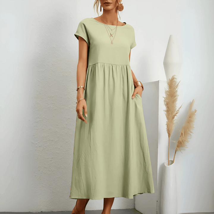 Damklänning i vintage-mjukt tyg och lätt sommarväv, maxi