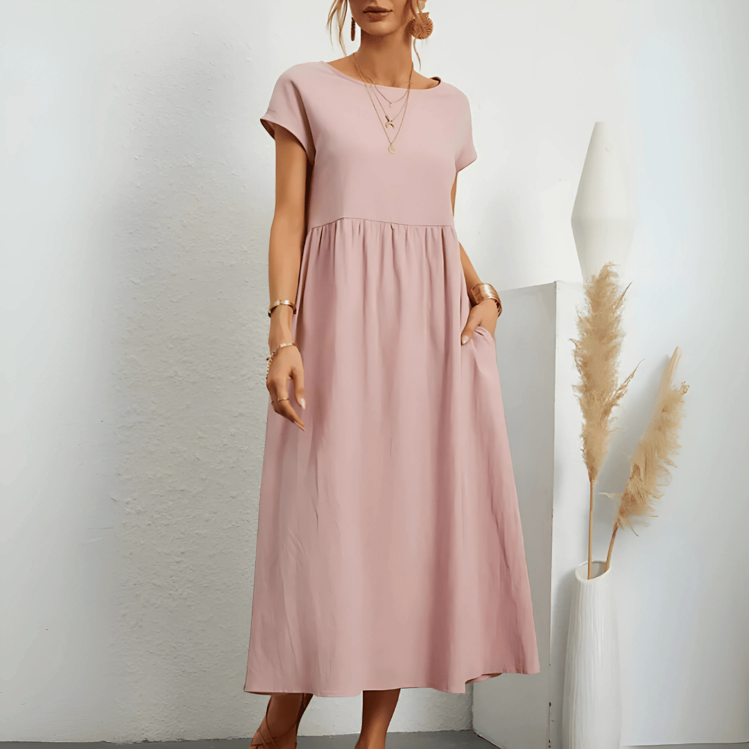 Damklänning i vintage-mjukt tyg och lätt sommarväv, maxi