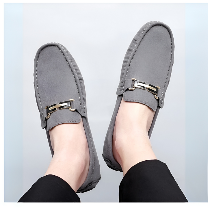 Herrmockasiner i mocka med slip-on-funktion