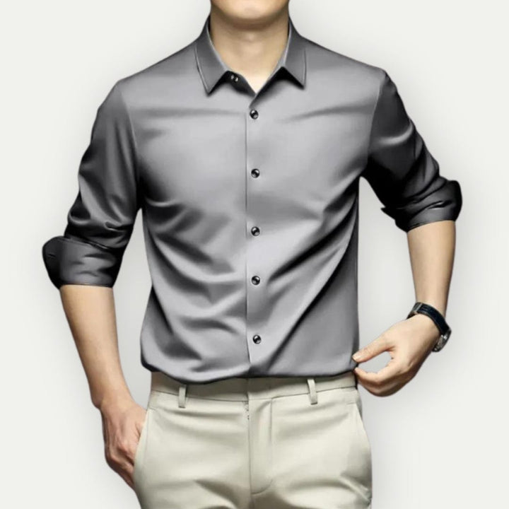 Stryge- og krølfri herreskjorte i moderne slim fit