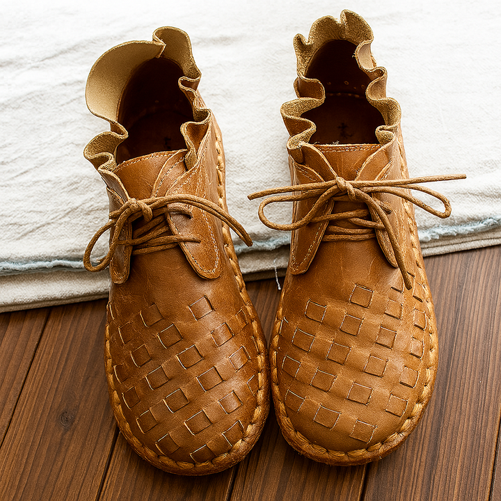 Retro Mori Girl-stil med konstnärlig känsla – handgjorda flats i koskinn