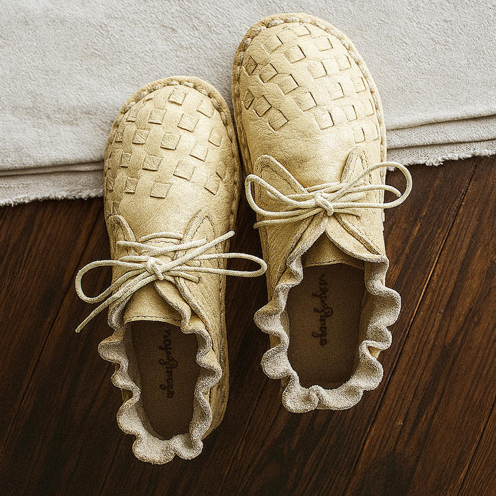 Retro Mori Girl-stil med konstnärlig känsla – handgjorda flats i koskinn