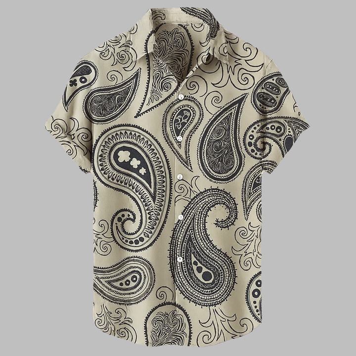 Avslappnad gatustil herrskjorta i lätt sommarväv, tribal stil