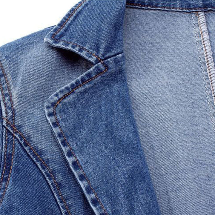 Snygg jeansblazer för kvinnor