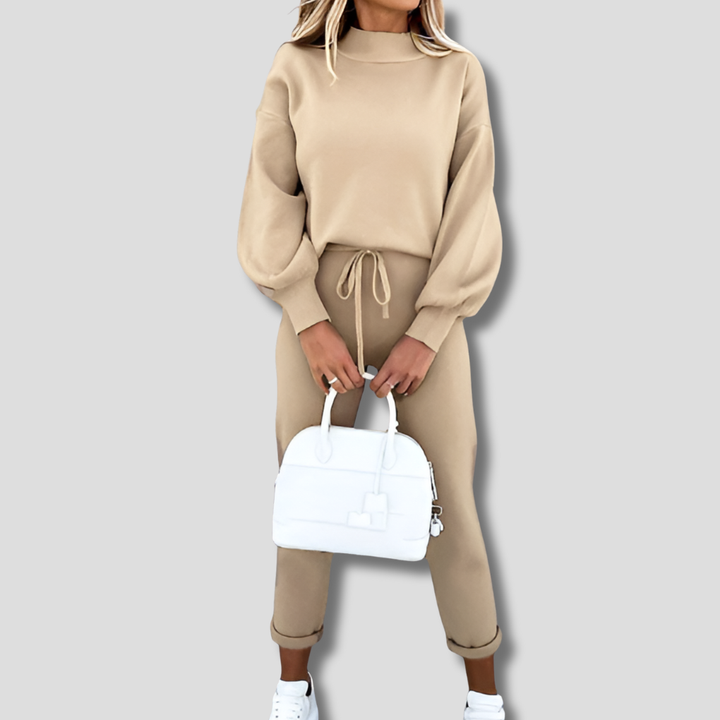 Treeniasu rentoon istuvuuteen naisille