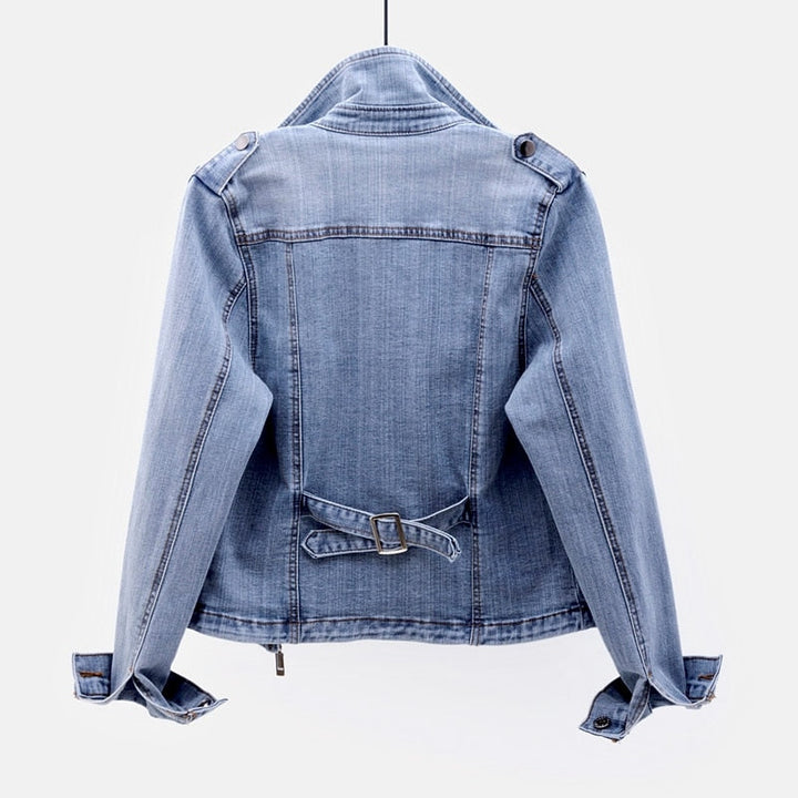 Klassisk denimjacka för kvinnor – perfekt för övergångssäsonger
