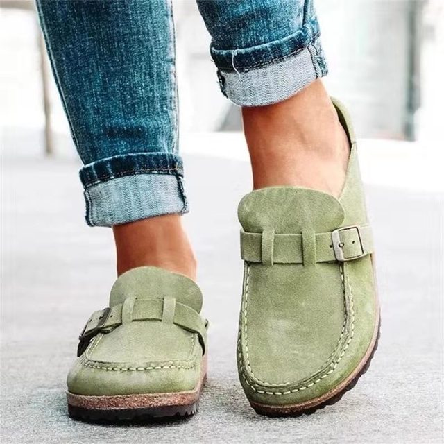 Loafers i børstet stoff for damer i tidløs Old Money-stil