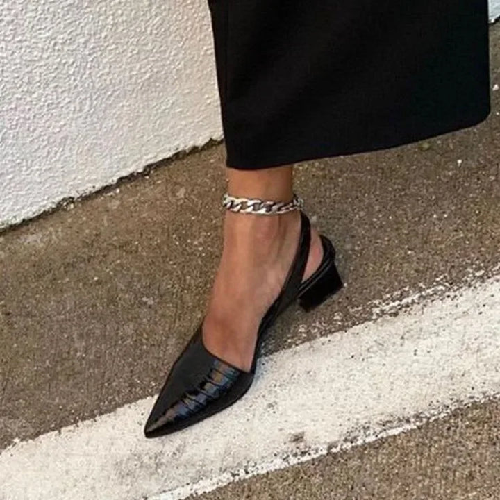 Elegante ortopædiske pumps med krokodillepræget design