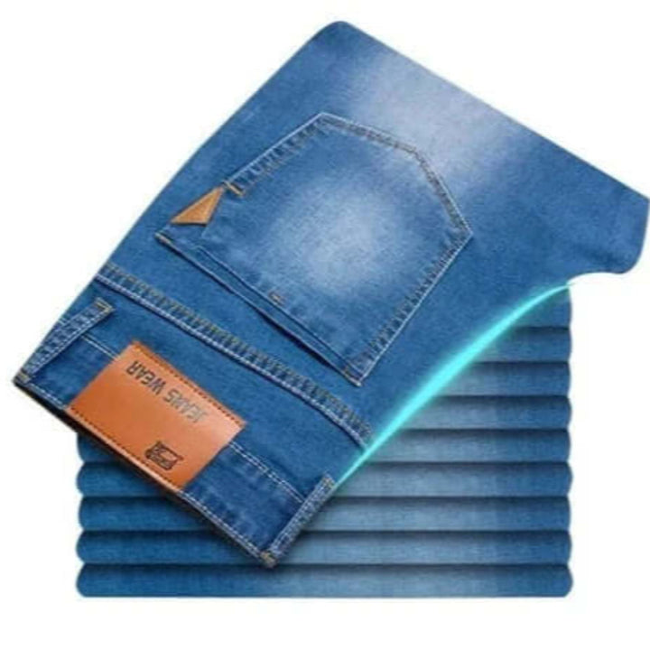 Farkut suorilla lahkeilla miehille – kestävä denim