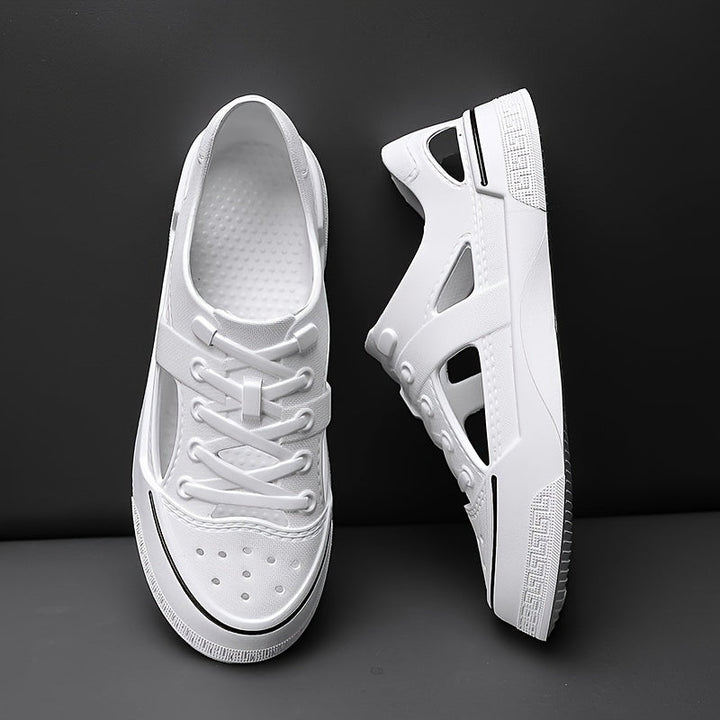 Letvægts vandsko i sneakersstil til aktive eventyr