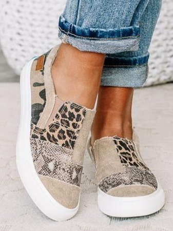 Lette espadriller til kvinder med sommerlig elegance