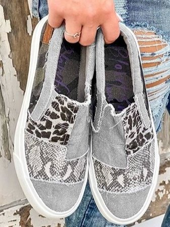 Lette espadriller til kvinder med sommerlig elegance