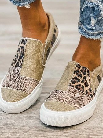 Lette espadriller til kvinder med sommerlig elegance