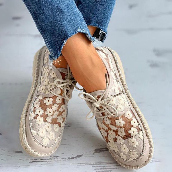 Ortopediska broderade sneakers för kvinnor