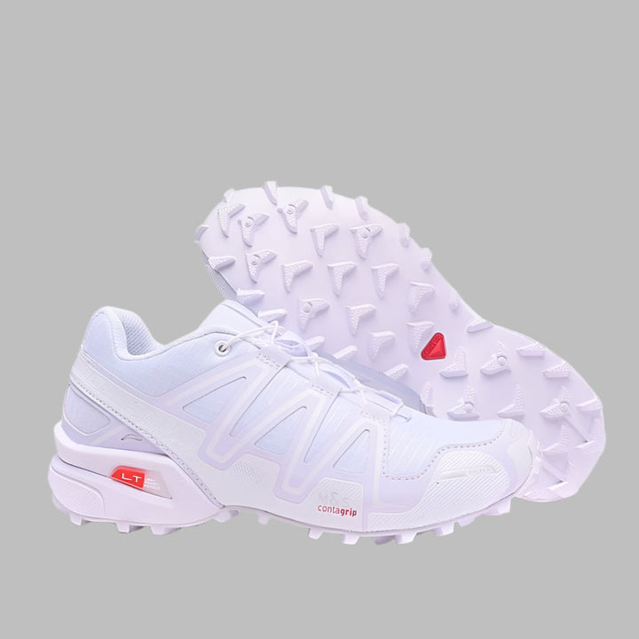 Wandelsneakers, ontworpen voor duurzaamheid en comfort tijdens diverse outdoor activiteiten.