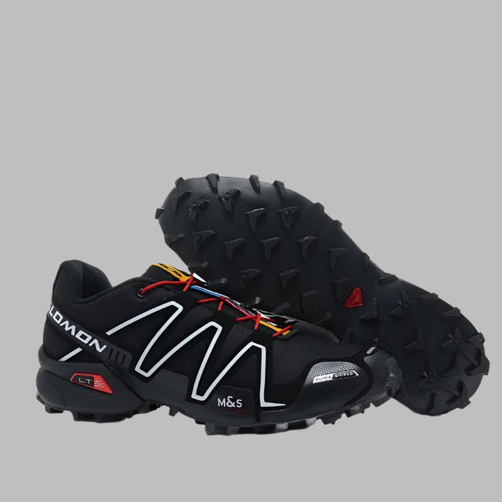 Wandelsneakers, ontworpen voor duurzaamheid en comfort tijdens diverse outdoor activiteiten.
