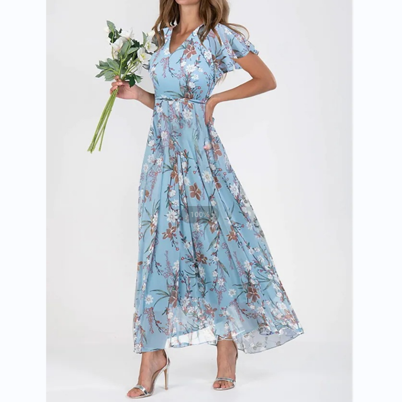 Maxiklänning med fjärilsärmar och blommönster