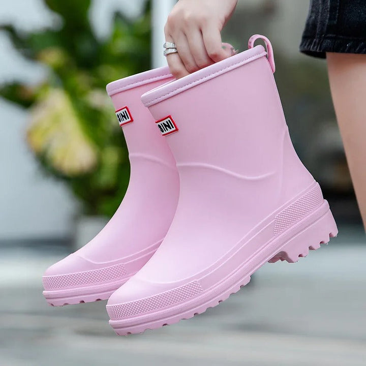 Trendy regnstövlar för damer – håll dina fötter torra med stil