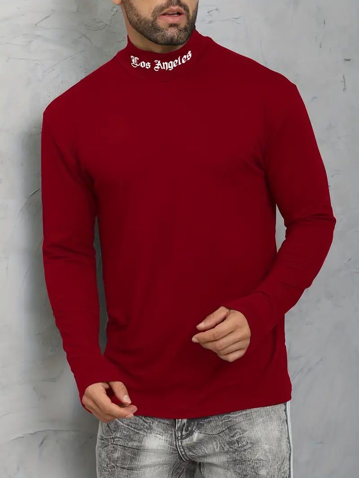 Robb - Enkel t-shirt med smal passform och polokrage med tryck