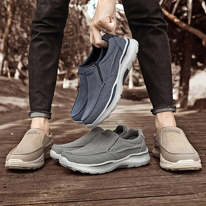 Andningsaktiva, bekväma vandringssneakers i canvas